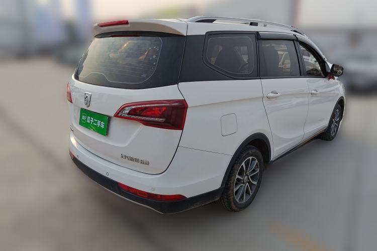 Used Baojun 730 2019 1.5L Manual Fashion Model 7-seater China VI
