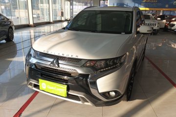 Used Mitsubishi Outlander 2019 2.4L 4x4 Zhi Xiang Edition 5 Seats China VI Standard