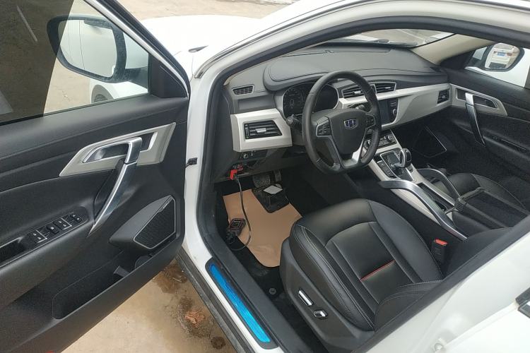 Used Geely Auto Emgrand X7 Sport 2020 1.8TD DCT Two-Wheel Drive Smart Connect 4G-Enabled Version
