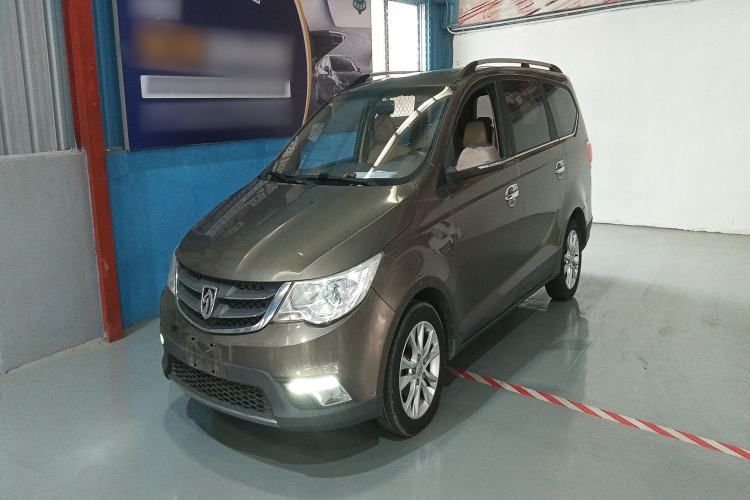 Used Baojun 730 2014 1.5L Manual Luxury Navigation ESP Version 7 Seats