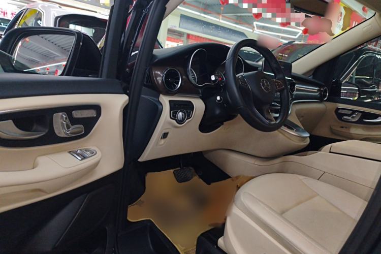 Used Mercedes-Benz V-Class 2020 V 260 Avantgarde Edition