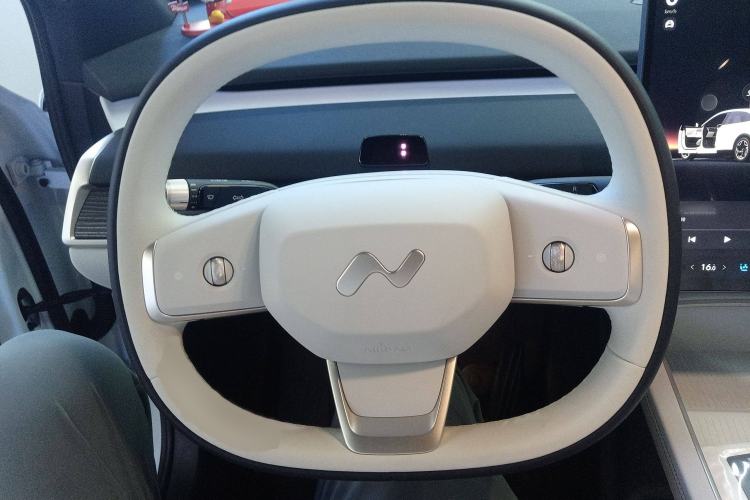 Used ONVO L60 2024 60 kWh Rear-Drive Version
