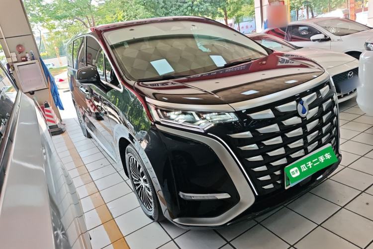 Used Denza D9 2024 DM-i 980 Four-Wheel Drive Prestige Model
