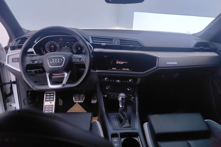 Used Audi Q3 2024 35 TFSI Fashion Dynamic Edition