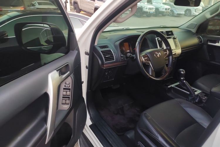 Used Toyota Prado 2019 3.5L Automatic TX-L Deluxe Edition with Rear-Mounted Spare Tire
