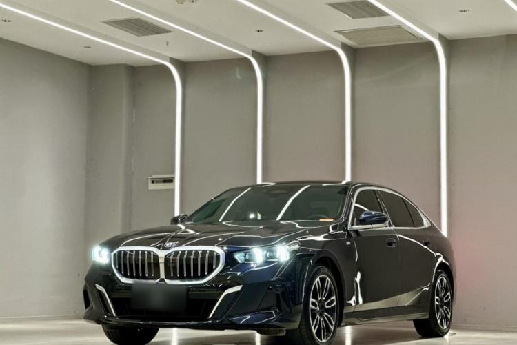 Used BMW 5 Series 2025 530Li Leading Model M Sport Package
