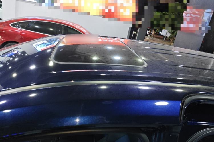 Used Toyota Sienna 2023 2.5L Hybrid Deluxe Edition