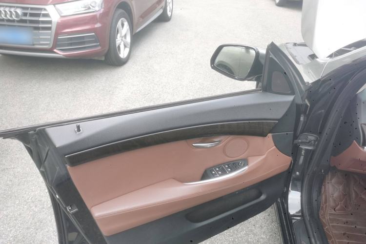 Used BMW 5 Series GT 2014 528i Leading Model
