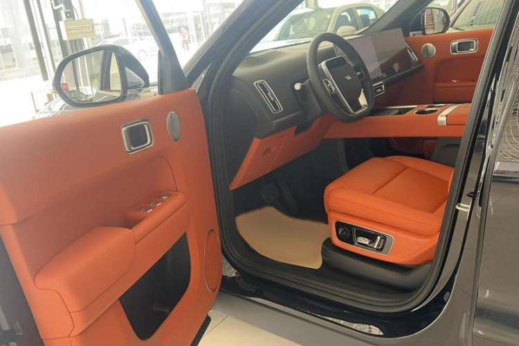 Used Li Auto L8 2024 PRO Model
