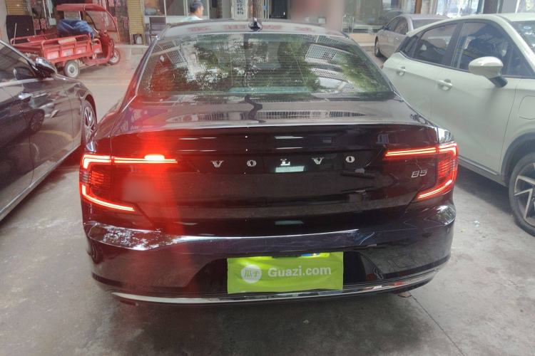 Used Volvo S90 2023 B5 Zhiyi Luxury Edition
