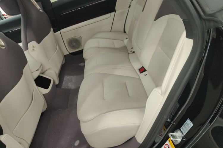 Used  12 2025 Ultra Extended-Range Edition
