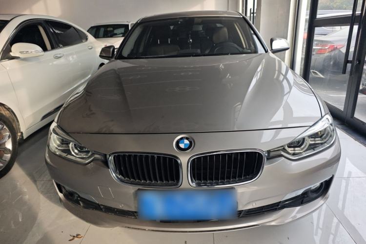 Used BMW 3 Series 2016 320Li Ambition Model
