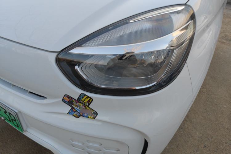 Used Roewe Clever 2021 302 km New Four-Seater Super-Efficient Version