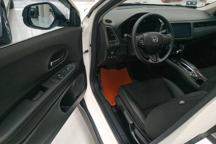 Used Honda Vezel 2020 1.5L CVT Pioneer Edition
