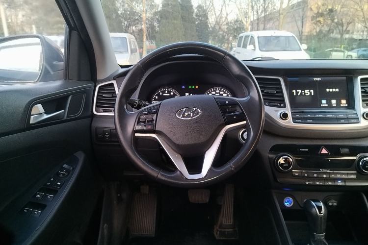 Used Hyundai Tucson 2015 1.6T Dual-Clutch Two-Wheel-Drive Smart Model