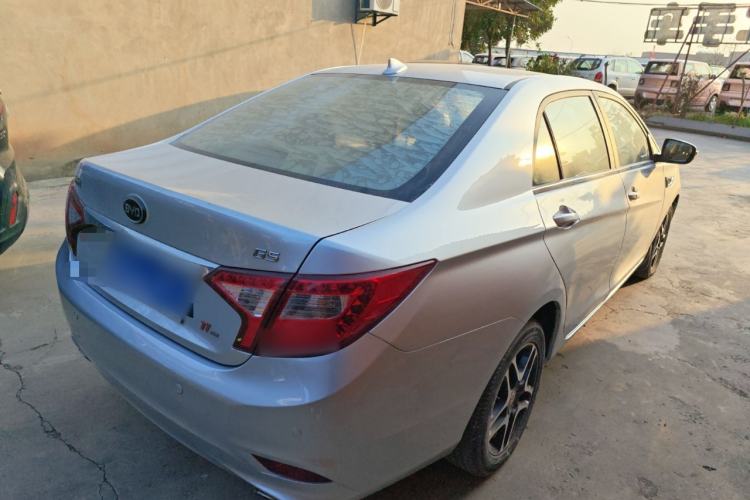 Used BYD G5 2014 1.5TI Manual Luxury Edition
