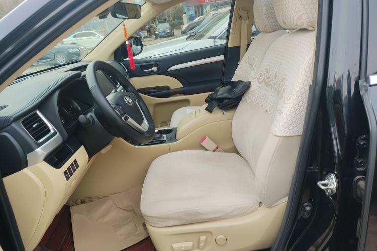 Used Toyota Highlander 2018 2.0T Four-Wheel Drive Prestige Version 7 Seats China V Emission Standard

