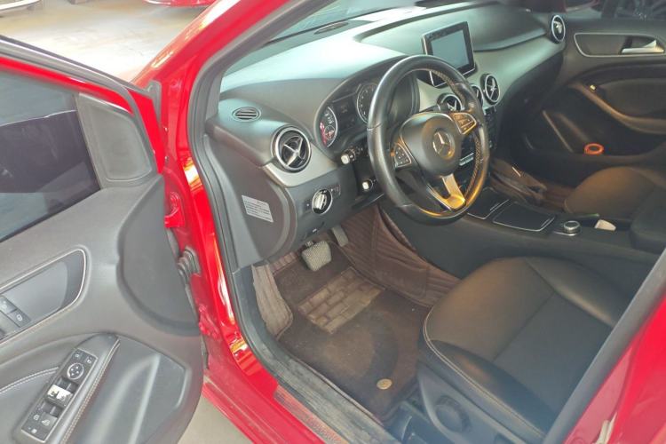 Used Mercedes-Benz B-Class 2015 B 200 Sport Edition
