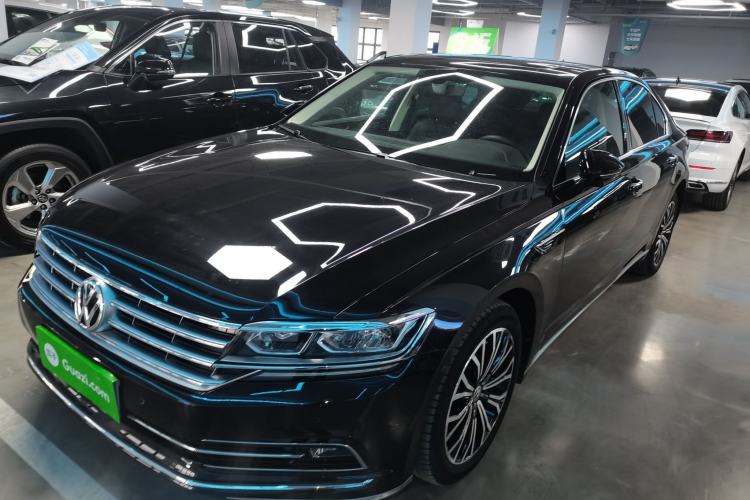 Used Volkswagen Phideon 2019 380TSI Two-Wheel Drive Business Edition China VI Standard