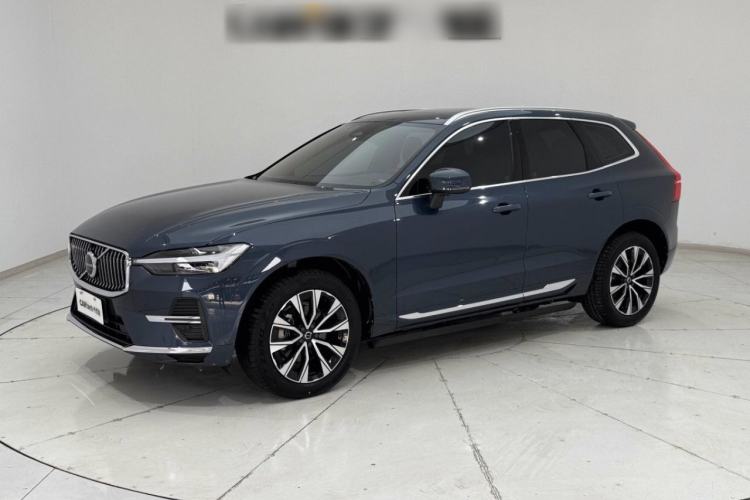 Used Volvo XC60 2023 B5 4x4 Smart Luxury Edition
