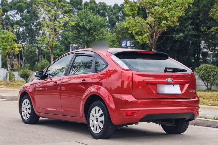 Used Ford Focus 2012 Hatchback Classic 1.8L Automatic Base Model
