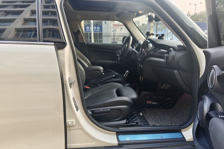 Used  MINI 2019 2.0T COOPER S Artist Five-Door Edition
