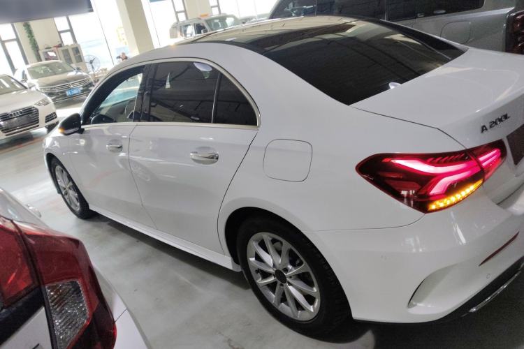 Used Mercedes-Benz A-Class 2022 Restyled A 200 L Sport Sedan Fashion Version
