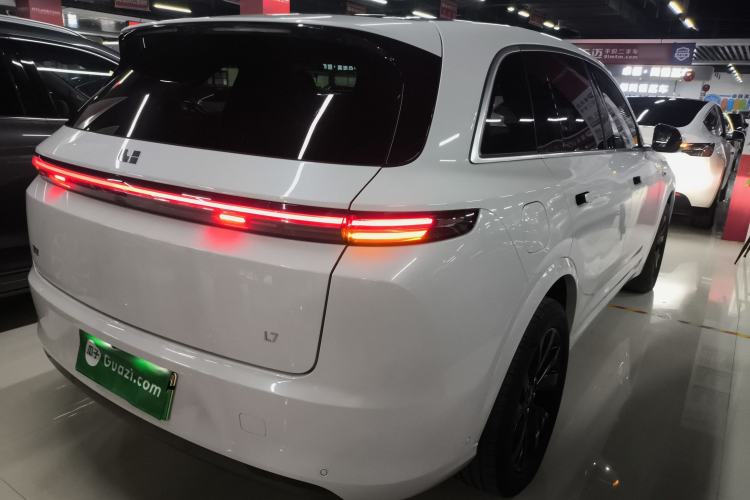 Used Li Auto L7 2023 Air model
