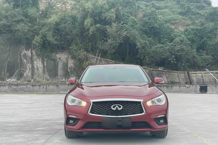 Used Infiniti Q50L 2018 2.0T Comfort Edition China VI Standard
