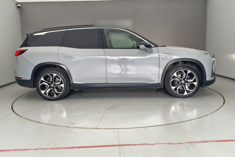 Used Nio ES8 2020 415 km Signature Edition 6-Seater Version
