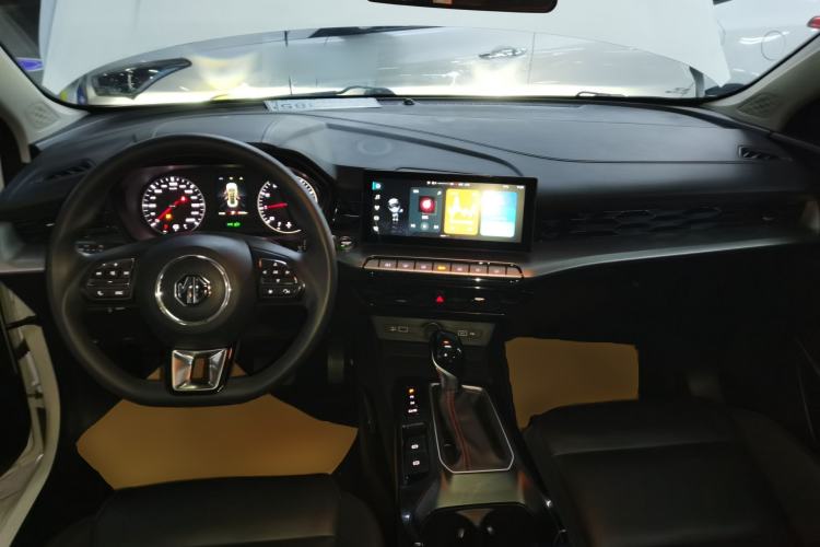 Used MG 5 2022 180 DVVT CVT Youth Style Edition
