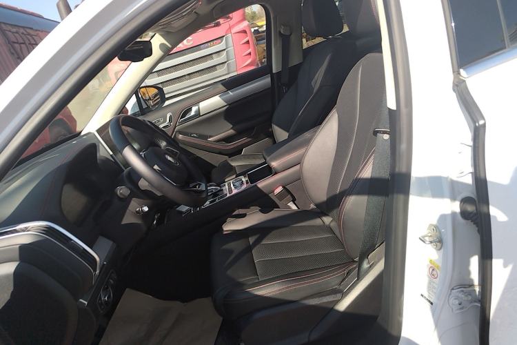 Used BYD Tang New Energy 2018 DM 2.0T All-Wheel Drive Smart Connectivity Luxury Model 7 Seats China V Emission Standard