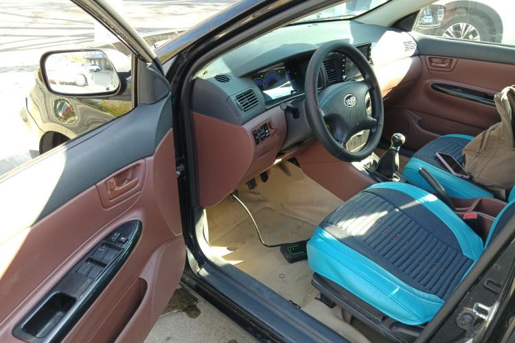 Used BYD F3 2012 Energy-Saving Edition 1.5L Manual Comfort Model
