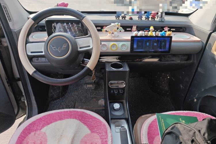 Used Wuling Hongguang MINIEV 2022 GAMEBOY 200km Gaming Edition with Lithium Iron Phosphate
