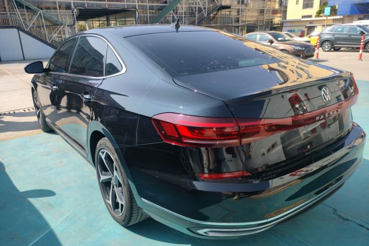 Used Volkswagen Passat 2024 330TSI Starry Elite Edition
