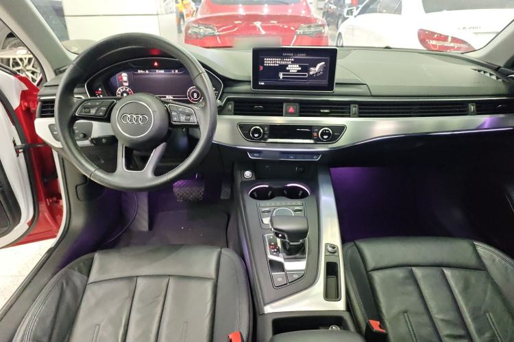 Used Audi A4L 2018 30th Anniversary Edition 40 TFSI Fashion Model
