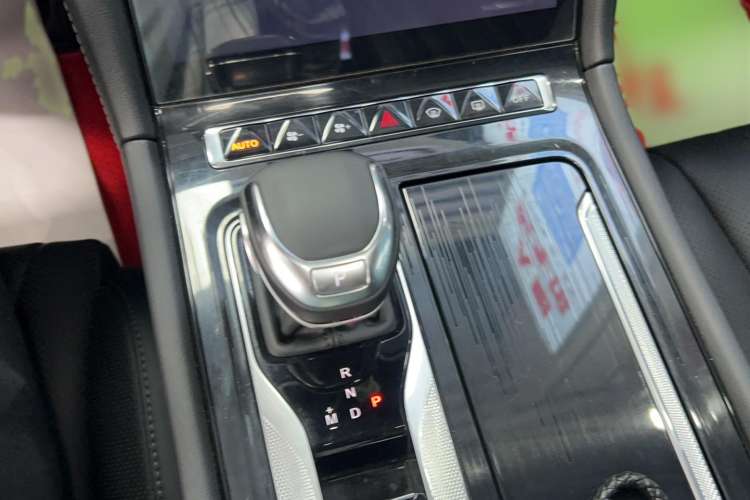 Used Hongqi H5 2024 2.0T Automatic Smart Connect Flagship Edition
