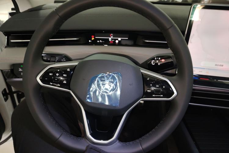 Used Volkswagen ID.7 VIZZION 2024 AIR model