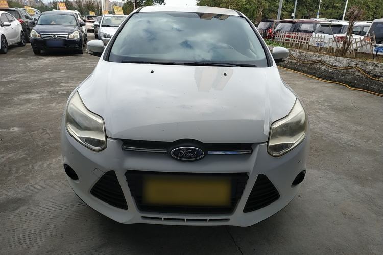 Used Ford Focus 2012 Sedan 1.6L Automatic Comfort Model
