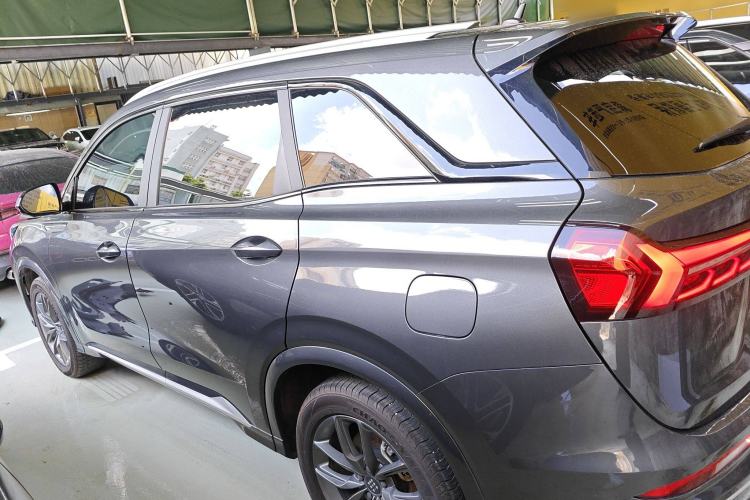 Used  E5 2024 Honor Edition 100KM Deluxe 7-Seater
