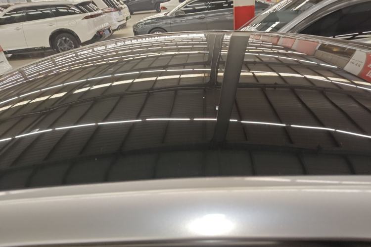 Used Tesla Model Y 2023 Rear-Wheel-Drive Version
