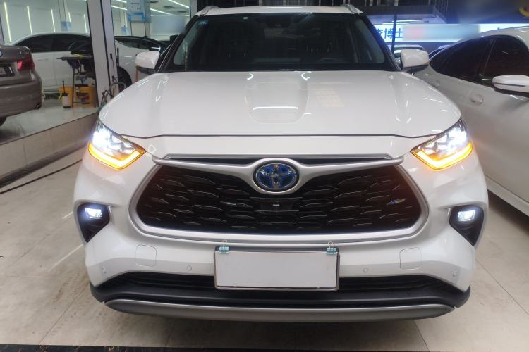 Used Toyota Highlander 2022 Dual-Engine 2.5L Four-Wheel Drive Prestige Version 7 Seats