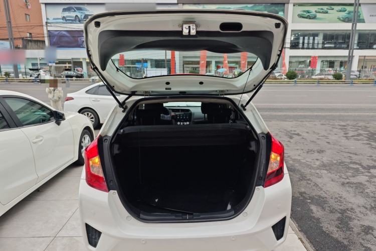 Used Honda Fit 2016 1.5L LXS CVT Comfort Sunroof Version
