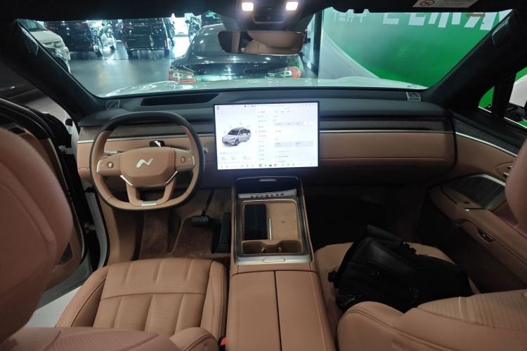 Used ONVO Luxeed L90 
