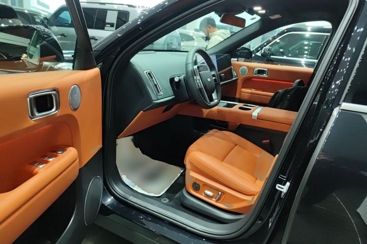 Used Li Auto L6 2025 Pro Smart Refresh Edition
