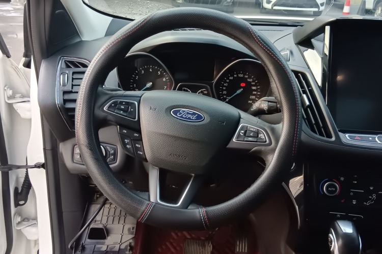 Used Ford Kuga 2019 EcoBoost 180 Two-Wheel-Drive Titanium Plus Model China V Standard