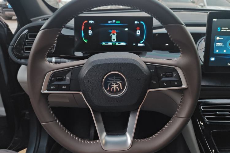 Used BYD Qin PLUS 2023 Champion Edition DM-i 55KM Leading Model
