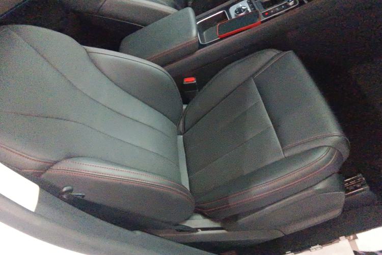 Used BYD Tang New Energy 2018 DM 2.0T All-Wheel Drive Smart Connectivity Luxury Model 7 Seats China V Emission Standard
