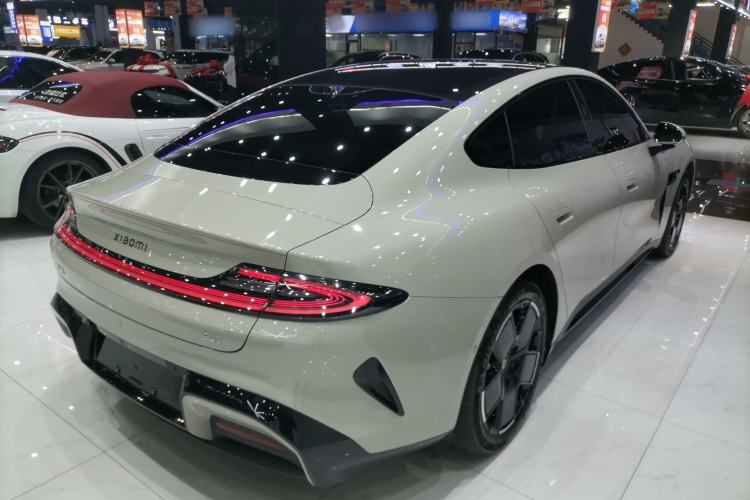 Used  SU7 2024 Rear-Drive Long-Range Intelligent Driving Version
