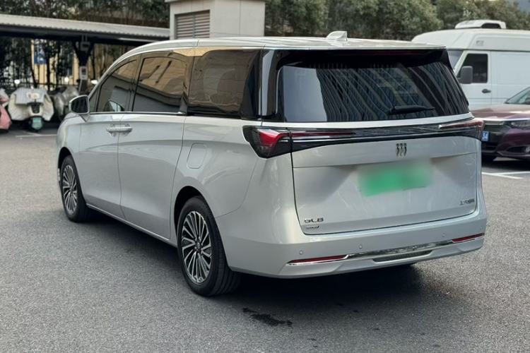 Used Buick GL8 New Energy 2025 Lushang First-Drive Edition 7-Seater
